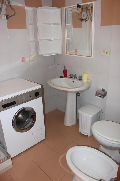 Le Ginestre Apartment Levanto Ruang foto