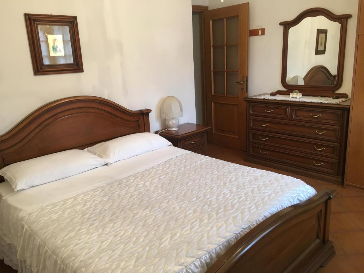 Le Ginestre Apartment Levanto Bagian luar foto